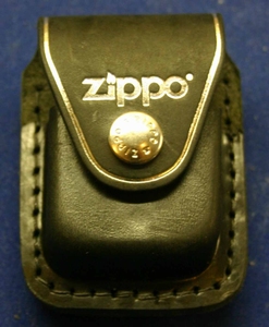 Zippo riemtasje zwart